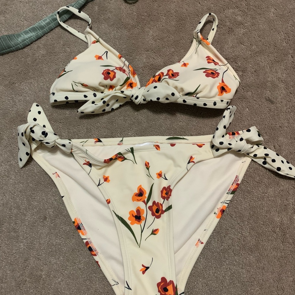 target bikini set size small top medium bottoms